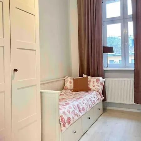 Διαμέρισμα Spacious 3-room Krasków